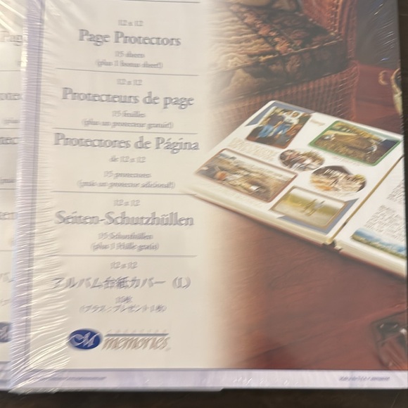 Creative Memories Set - Navy Scrapbook + 45 scrapbook pages + 75 Page Protectors - Picture 6 of 12